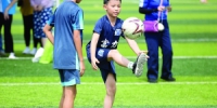 “小候鸟”暑期圆梦行 和爸妈一起体验趣味足球 - 广东大洋网