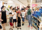 妈咪HOME|暑假职业体验：孩子们去超市“上班”很嗨 - News.Timedg.Com