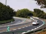 番禺这座立交桥底新增掉头车道，可减少接近2公里车程 - 广东大洋网