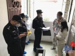 90后护士收起嫁衣奔赴一线 给2岁半患儿当护士妈妈 - 新浪广东
