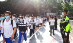 护送112名考生准时到考点，广州警方交出高考答卷 - 广东大洋网