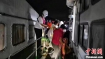两船发生碰撞，广州海事部门紧急施救 广州海事局供图 - 中国新闻社广东分社主办