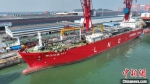 中国首艘、全球最大LNG运输加注船在广州完成改装 钟伟 摄 - 中国新闻社广东分社主办