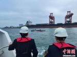 惠州海事局紧急救援 7名海上落水人员获救 惠州海事局 供图 - 中国新闻社广东分社主办