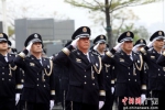 广州铁路公安局庆祝第三个中国人民警察节，举行升旗仪式 作者 广州铁路公安处 供图 - 中国新闻社广东分社主办