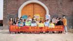 许钦松艺术基金会走入大吉沙岛 与孩子们共绘社区地图 - 新浪广东