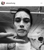 带娃？晒吃？秀恩爱？街拍博主们不街拍的时候都在做什么 - Southcn.Com